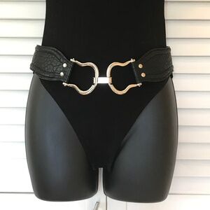 Silver Buckle Belt- Pebble Leather! EUC 3/$19